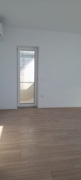 Berceni, Metalurgiei, Grand Kristal, etaj 3, incalzire in pardoseala